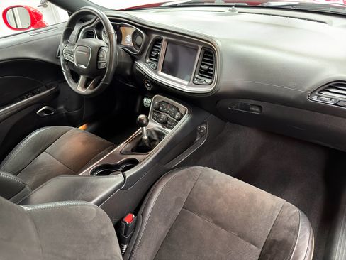 Used 2021 Dodge Challenger R/T Scat Pack w/ Plus Package image 24