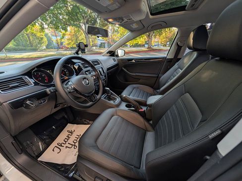 Used 2015 Volkswagen Jetta SEL FWD image 7