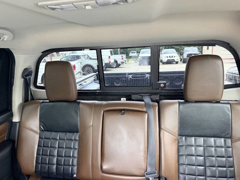 Used 2017 Nissan Titan Platinum Reserve AWD/4WD image 20