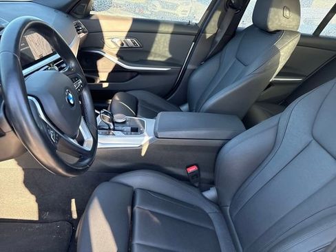 Used 2021 BMW 330i xDrive Sedan w/ Convenience Package image 9