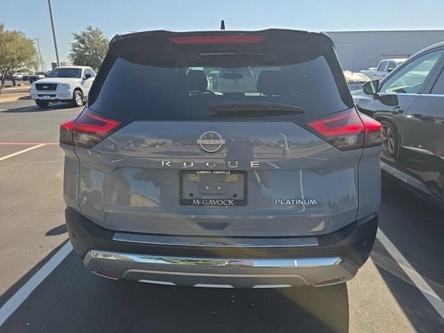 Used 2023 Nissan Rogue Platinum w/ Platinum Premium Package FWD image 6