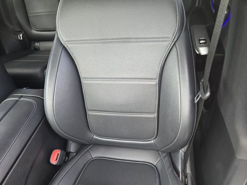 Used 2023 Mercedes-Benz GLC 300 4MATIC image 19