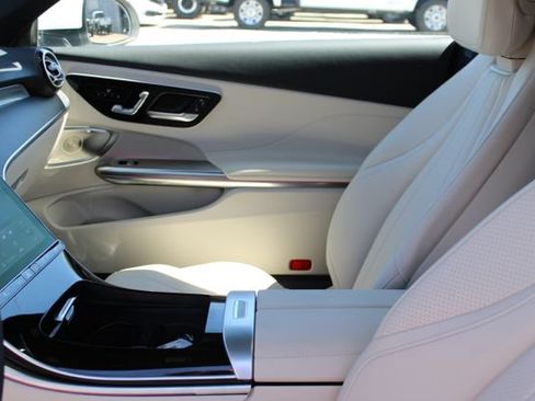 Used 2026 Mercedes-Benz CLE 300 4MATIC Coupe image 39