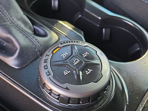 Used 2022 Ford Bronco Wildtrak image 33