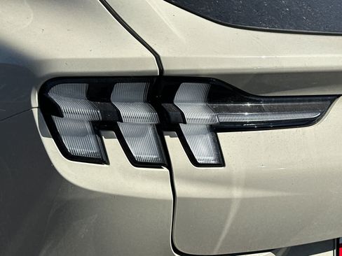 Used 2025 Ford Mustang Mach-E Select AWD/4WD image 8