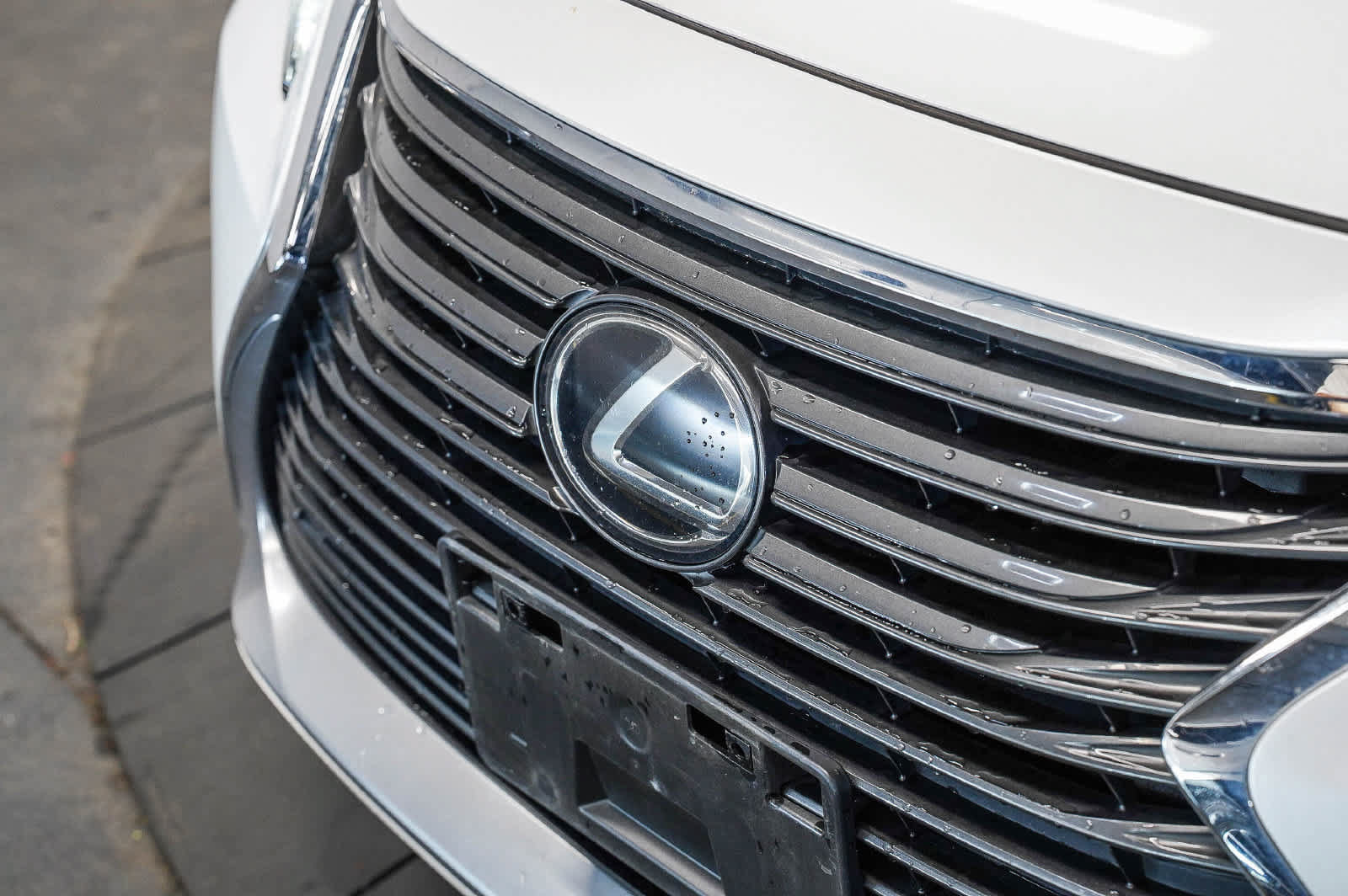 Used 2018 Lexus ES 350 w/ Premier Package FWD image 8