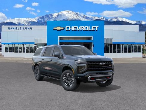New 2026 Chevrolet Suburban Z71 AWD/4WD image 1