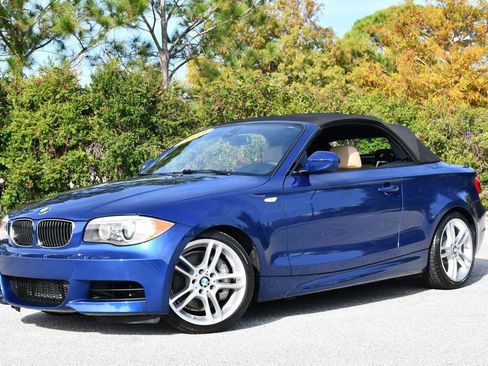 Used 2013 BMW 135i Convertible image 23