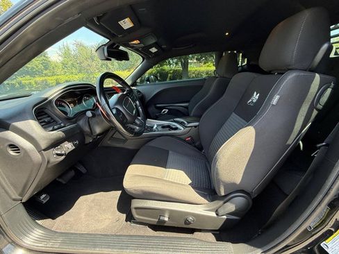 Used 2020 Dodge Challenger R/T Scat Pack RWD image 9