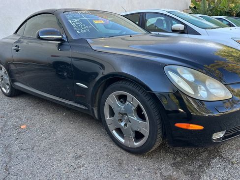 Used 2005 Lexus SC 430 Convertible RWD image 4