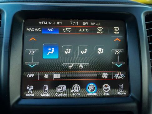 Used 2017 Jeep Cherokee Limited image 49