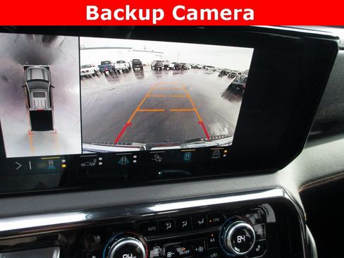 Used 2022 GMC Sierra 1500 AT4 w/ AT4 Premium Package image 18