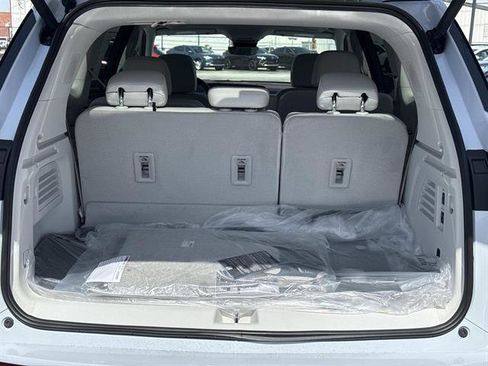 New 2026 Buick Enclave Avenir w/ Super Cruise Package image 8