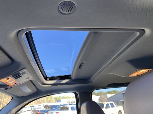 Used 2013 Chevrolet Avalanche LT w/ All-Star Edition image 28