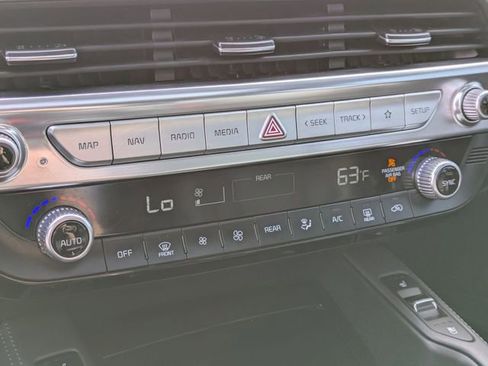 Used 2022 Kia Telluride EX w/ EX Premium Package image 23