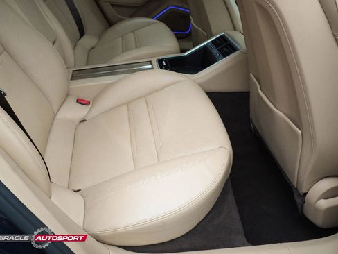 Used 2017 Porsche Panamera 4S image 35