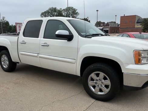 Used 2012 GMC Sierra 1500 SLE w/ Power Tech Package image 4