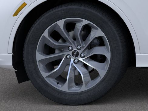 New 2026 Lincoln Aviator 2WD w/ Jet Appearance Package image 19