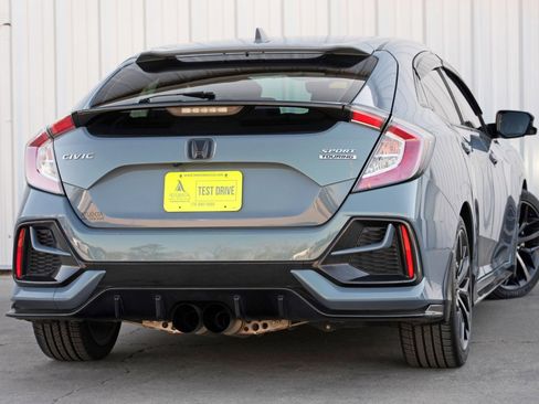 Used 2020 Honda Civic Sport Touring image 4
