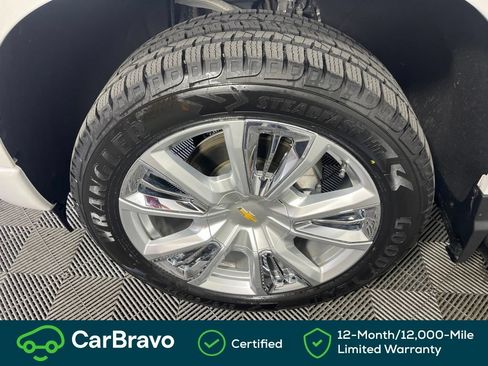 Used 2023 Chevrolet Silverado 1500 High Country w/ High Country Premium Package AWD/4WD image 16
