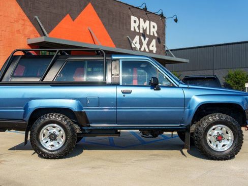 Used 1989 Toyota 4Runner Deluxe image 7