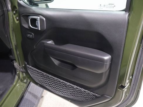 Used 2021 Jeep Wrangler Unlimited Sport AWD/4WD image 23