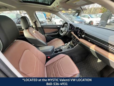 Certified 2025 Volkswagen Jetta SEL image 24