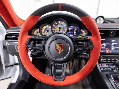 Used 2018 Porsche 911 GT2 RS image 46