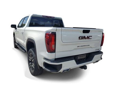 Used 2023 GMC Sierra 1500 AT4 w/ AT4 Premium Package AWD/4WD image 3