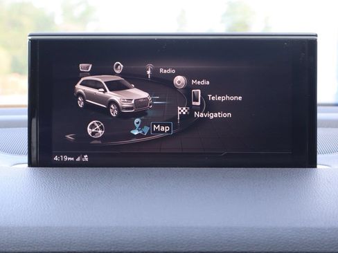 Used 2019 Audi Q7 3.0T Premium Plus w/ Premium Plus Package AWD/4WD image 25
