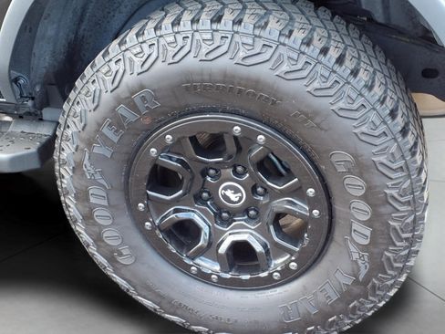 Used 2023 Ford Bronco Wildtrak AWD/4WD image 8
