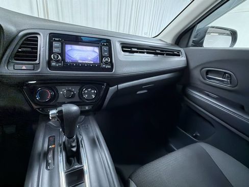 Used 2021 Honda HR-V LX image 22