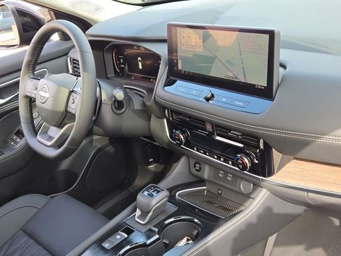New 2026 Nissan Rogue Platinum AWD/4WD image 6