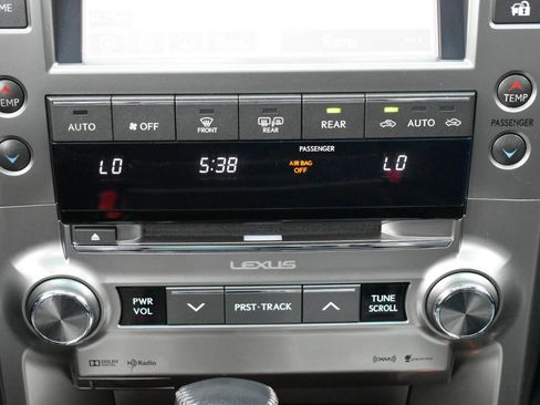 Used 2017 Lexus GX 460 Premium AWD/4WD image 22