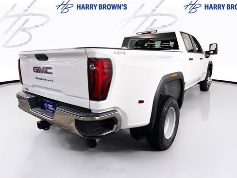 New 2026 GMC Sierra 3500 Pro AWD/4WD image 28