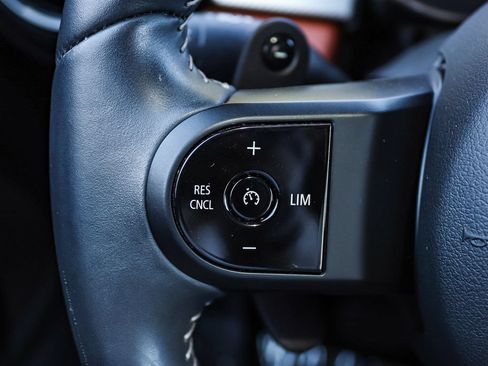 Used 2024 MINI Cooper S FWD image 27