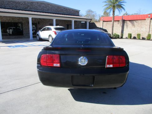 Used 2008 Ford Mustang Premium image 19