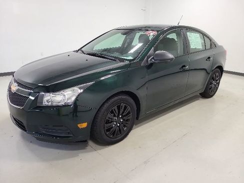 Used 2014 Chevrolet Cruze LS FWD image 24