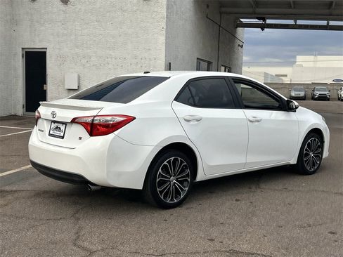 Used 2016 Toyota Corolla image 5