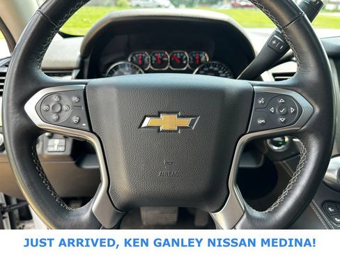 Used 2015 Chevrolet Suburban LTZ AWD/4WD image 12