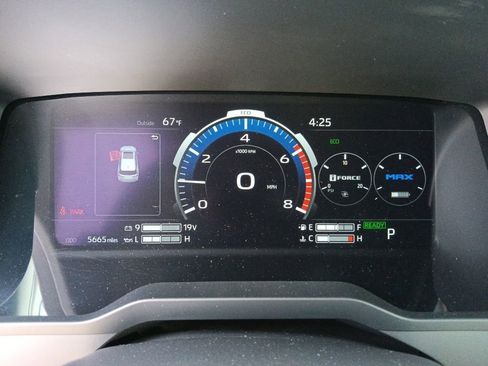 Used 2025 Toyota Sequoia SR5 RWD image 20