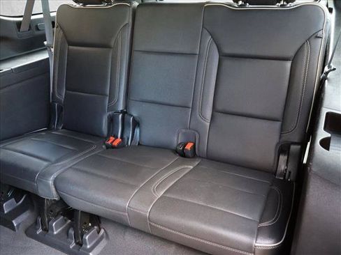 Used 2021 GMC Yukon XL SLT w/ SLT Premium Package AWD/4WD image 28