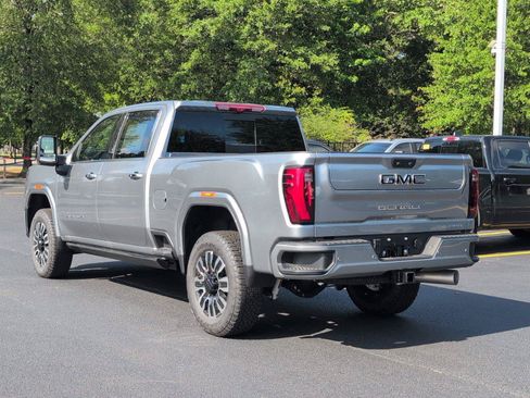 New 2026 GMC Sierra 2500 Denali Ultimate AWD/4WD image 3