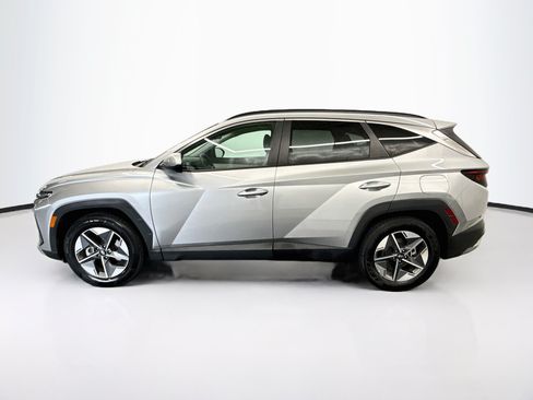 Used 2025 Hyundai Tucson SEL FWD image 4