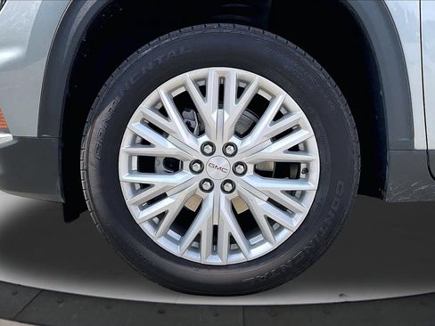 Used 2025 GMC Acadia Elevation w/ Elevation Premium Package FWD image 34