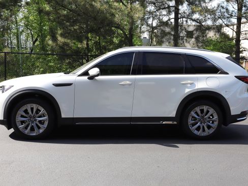 Certified 2024 MAZDA CX-90 3.3 Turbo w/ Premium Plus Pkg image 5