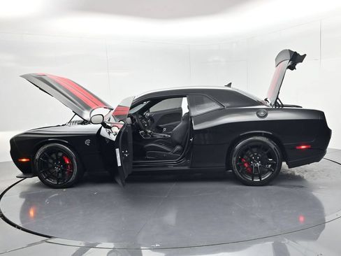 Used 2023 Dodge Challenger SRT Hellcat RWD image 74