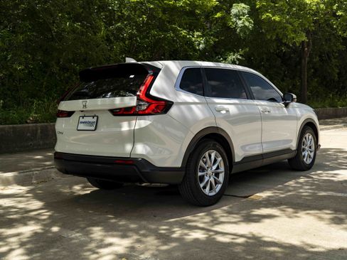 Used 2026 Honda CR-V EX image 9