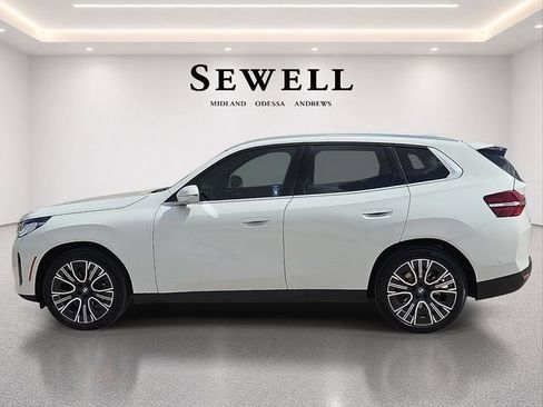 Used 2026 BMW X3 xDrive30i w/ Convenience Package AWD/4WD image 2