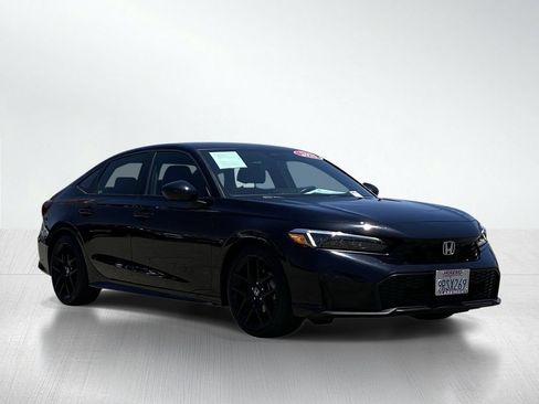 Used 2025 Honda Civic Sport image 12